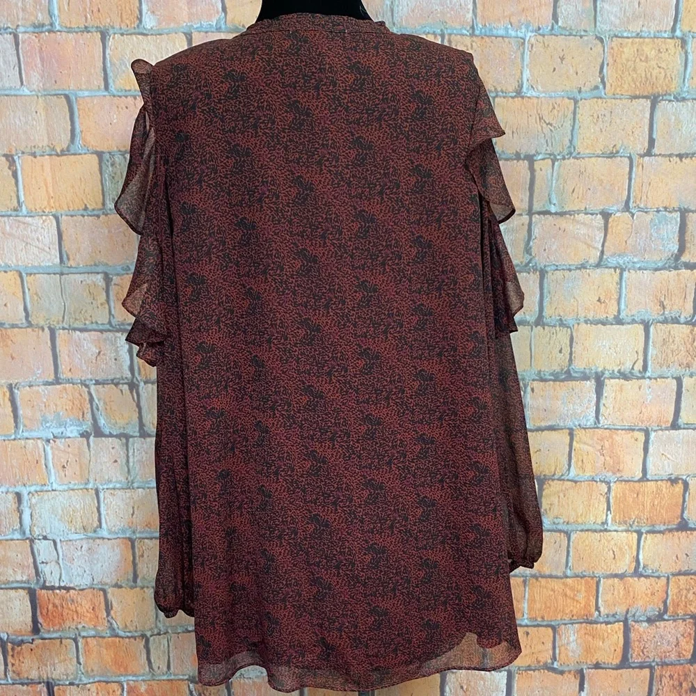 Gibson Latimer Cold-Shoulder Tie Neck‎ Top